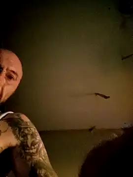 PIercingBoy38 online show from November 2025 02:06:01 AM