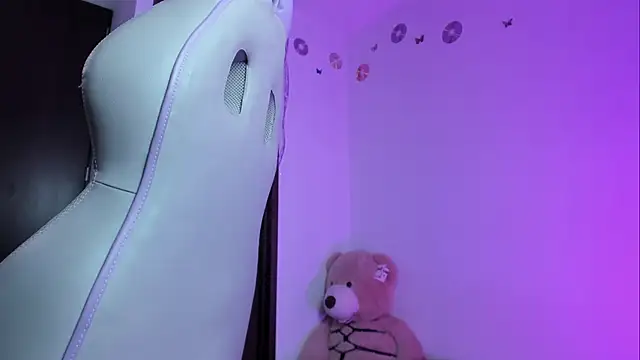 eileen pinkman online show from February 2025 09:04:02 AM