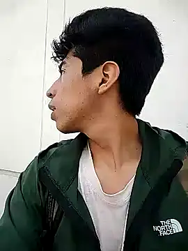 Alexander9827 online show from December 2024 09:33:02 PM