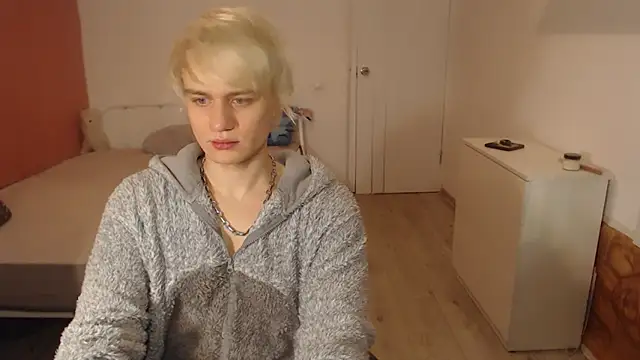 Oliver sweet  online show from January 2026 01:30:01 AM