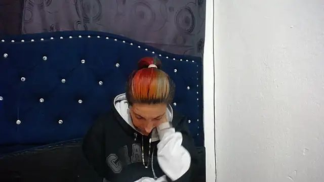 Snapshot of anyu1306 chatting on December 2024 12:22:01 PM anyu1306 online show from December 2024 12:22:01 PM