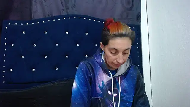 Snapshot of anyu1306 chatting on December 2024 08:44:02 PM anyu1306 online show from December 2024 08:44:02 PM