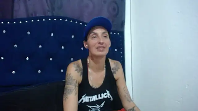 Snapshot of anyu1306 chatting on December 2024 07:11:02 PM anyu1306 online show from December 2024 07:11:02 PM