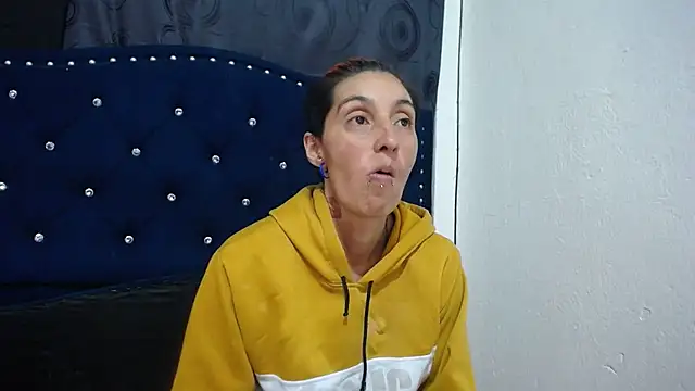 Snapshot of anyu1306 chatting on January 2025 02:09:02 AM anyu1306 online show from January 2025 02:09:02 AM