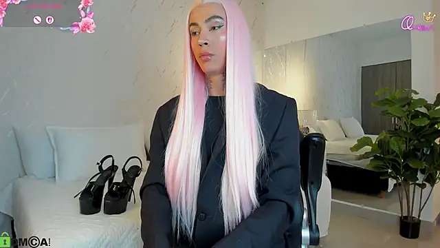 Miss sagitario online show from February 2026 12:15:01 PM