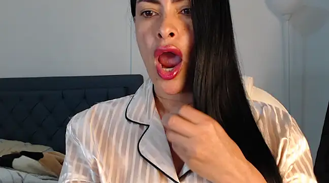 susana07 online show from January 2025 01:47:01 PM