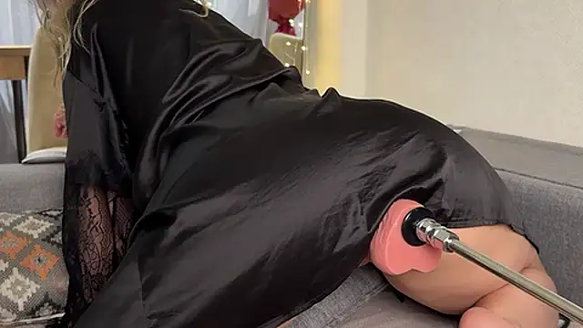 Snapshot of mommy_nadin chatting on February 2026 08:39:01 PM mommy nadin online show from February 2026 08:39:01 PM