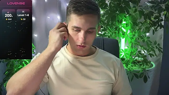 Sweeet  boy online show from February 2025 07:58:02 PM