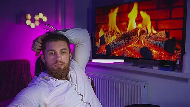 Sweeet  boy online show from February 2026 02:13:02 PM