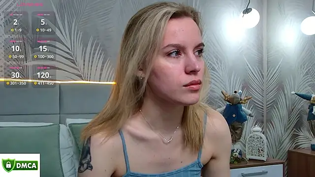 Snapshot of AmaliaBell chatting on January 2025 01:06:02 PM AmaliaBell online show from January 2025 01:06:02 PM