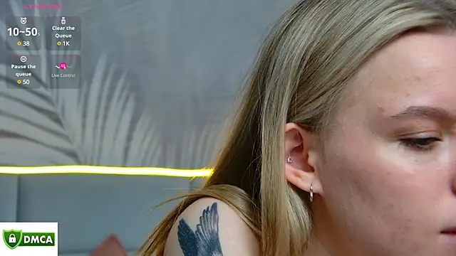 Snapshot of AmaliaBell chatting on January 2025 07:49:02 PM AmaliaBell online show from January 2025 07:49:02 PM