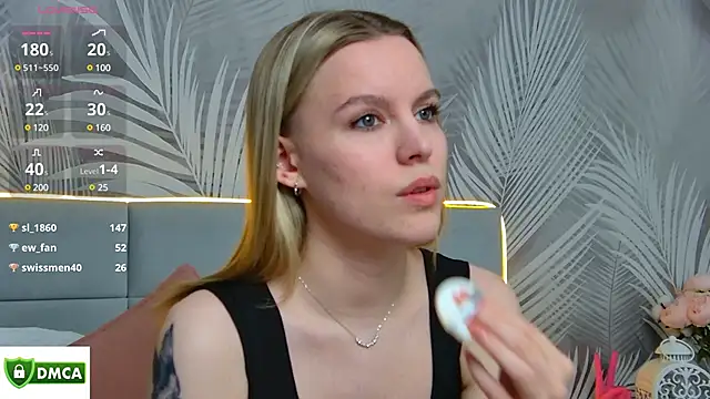 Snapshot of AmaliaBell chatting on March 2025 08:00:01 PM AmaliaBell online show from March 2025 08:00:01 PM