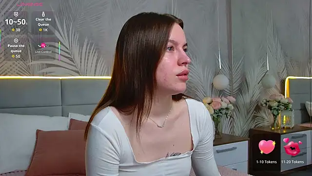 Snapshot of AmaliaBell chatting on September 2025 01:11:02 PM AmaliaBell online show from September 2025 01:11:02 PM