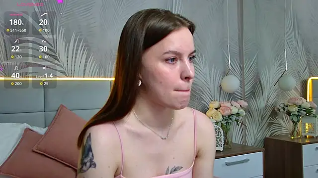 Snapshot of AmaliaBell chatting on September 2025 01:11:01 PM AmaliaBell online show from September 2025 01:11:01 PM