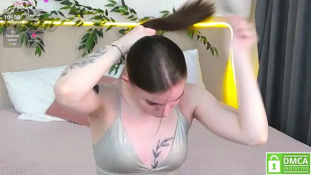 Snapshot of AmaliaBell chatting on October 2025 01:07:02 PM AmaliaBell online show from October 2025 01:07:02 PM