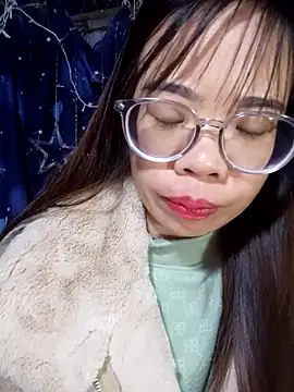   Mai-love19   online show from November 2025 10:31:01 PM