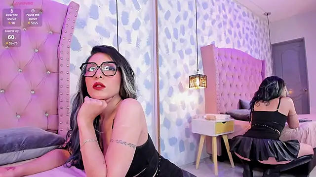 saori blue online show from December 2024 08:22:02 PM