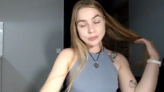 Snapshot of Sunbeam_ chatting on May 2026 08:26:02 PM Sunbeam online show from May 2026 08:26:02 PM