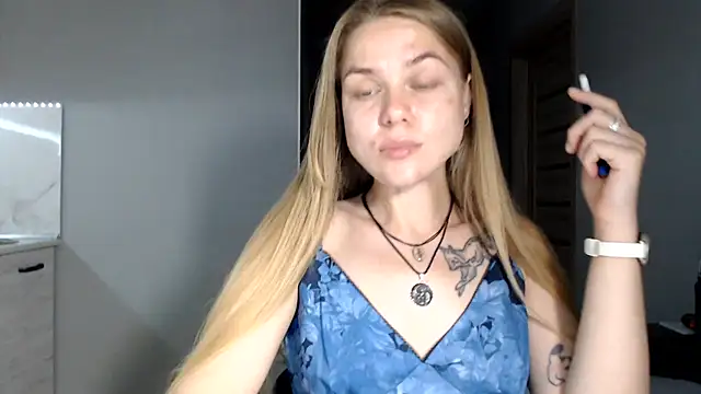 Snapshot of Sunbeam_ chatting on June 2026 09:14:02 PM Sunbeam online show from June 2026 09:14:02 PM