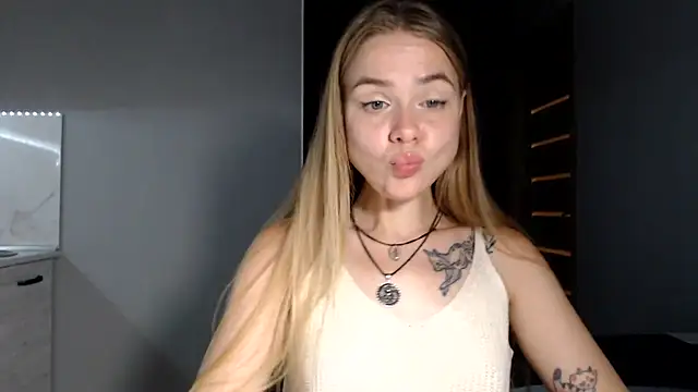 Snapshot of Sunbeam_ chatting on June 2026 09:30:01 PM Sunbeam online show from June 2026 09:30:01 PM