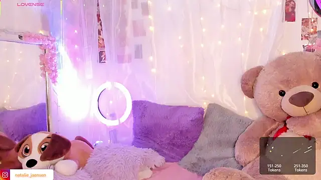 natalie jaensen online show from February 2026 06:18:01 PM