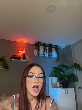 DaniDusan  online show from October 2025 07:32:02 PM