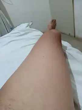 Snapshot of Sergio08 chatting on December 2024 01:36:02 AM Sergio08 online show from December 2024 01:36:02 AM