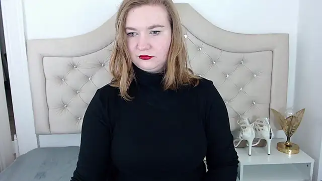 LaraDream online show from January 2025 05:29:01 PM