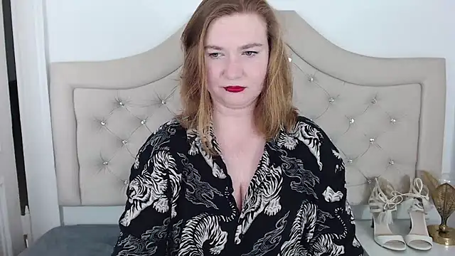 LaraDream online show from February 2025 08:45:02 PM