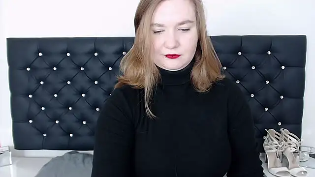 LaraDream online show from February 2025 08:42:01 PM