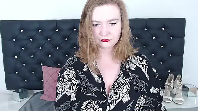 LaraDream online show from February 2025 10:43:02 PM