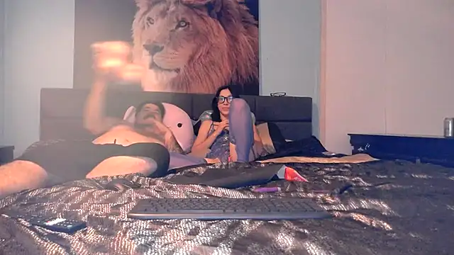 ZANDUNE online show from November 2025 01:05:02 AM