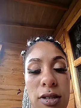 luci fer devil online show from December 2025 03:28:02 PM