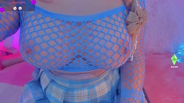 Snapshot of Blessed_Insomnia chatting on November 2025 08:00:01 PM Blessed Insomnia online show from November 2025 08:00:01 PM